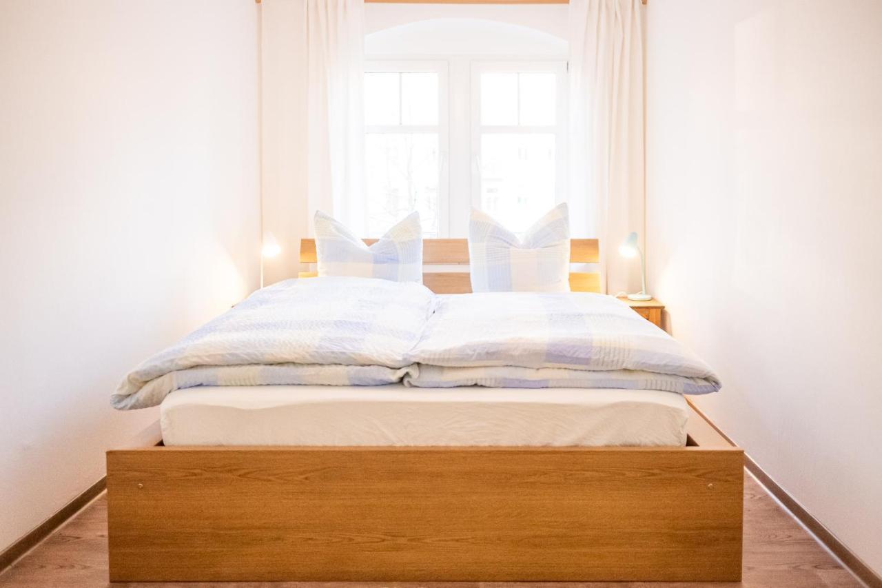Helle Ferienwohnung Im Hinterhof Drezno Zewnętrze zdjęcie